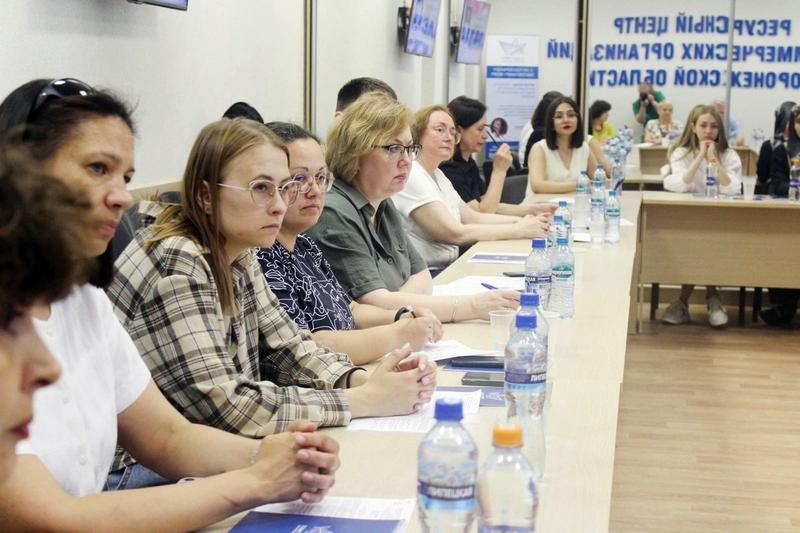 Участие в круглом столе